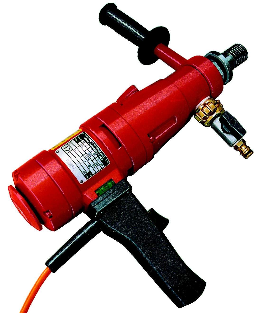 k&eacute;zi f&uacute;r&oacute;